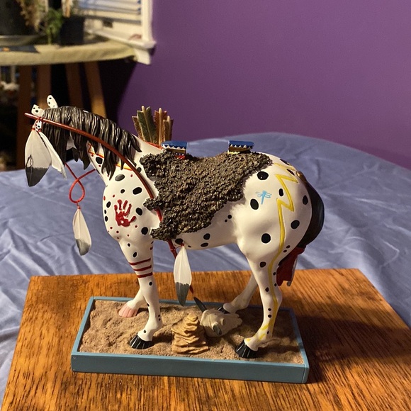 Trail of Painted Ponies War Pony Horse Figure - Picture 3 of 5